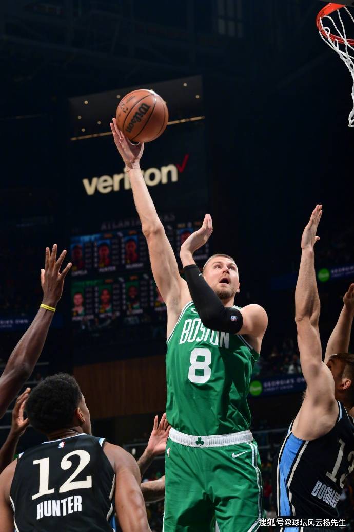 关于塔图姆与80激战老鹰分钟,晋级下一阶段胜负难料!,西亚卡姆焦点对战再创辉煌时刻的信息 关于塔图姆与80激战老鹰分钟,晋级下一阶段胜负难料!,西亚卡姆焦点对战再创辉煌时刻的信息