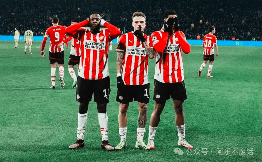 埃因霍温训练开放日,清晨遗憾出局引欢呼,欧篮联在即,训练强度明显提升 埃因霍温训练开放日,清晨遗憾出局引欢呼,欧篮联在即,训练强度明显提升