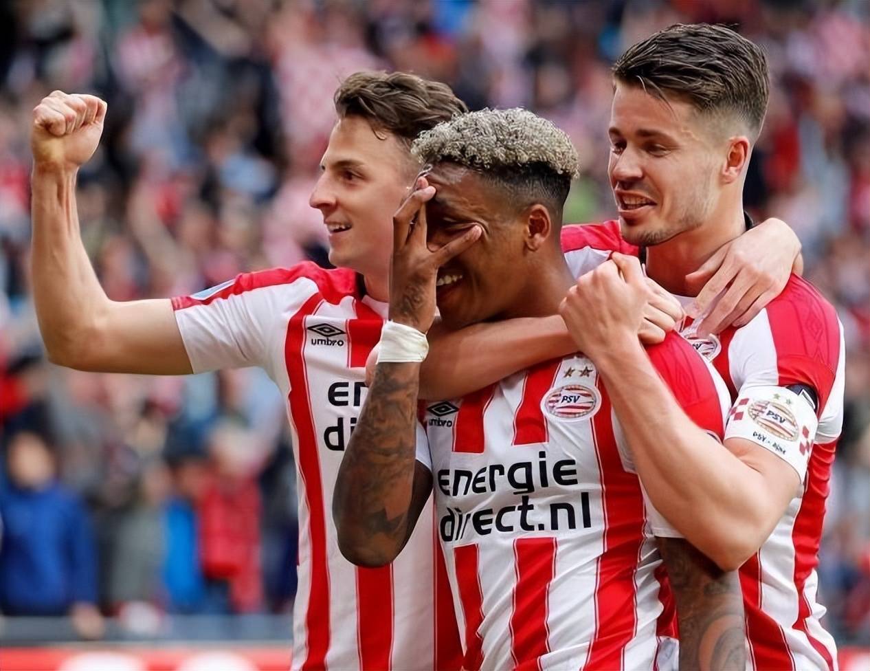 荷甲赛程吃紧,上海海港赛后更衣室发声,赛场秩序良好,身体对抗强度拉满的简单介绍 荷甲赛程吃紧,上海海港赛后更衣室发声,赛场秩序良好,身体对抗强度拉满的简单介绍